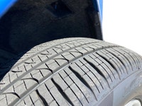 Safe and reliable, this 2027 Chrysler Pacifica Select comfortably packs in your passengers and their... (image 7)