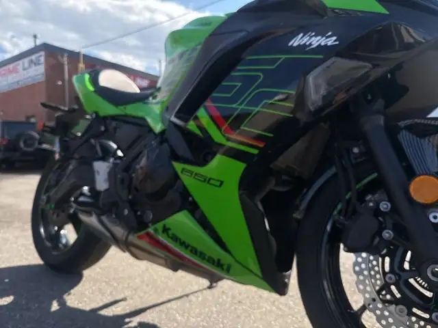 2024 Kawasaki Ninja 650 ~ NINJA 650 ~ ABS ~ KRT EDITION ~ NICE B in Sport Bikes in City of Toronto - Image 29