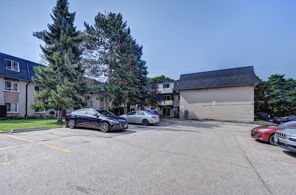 Hillcrest Apartments - 3 Bedroom, 1 Bath Apartment for Rent - Fe 3