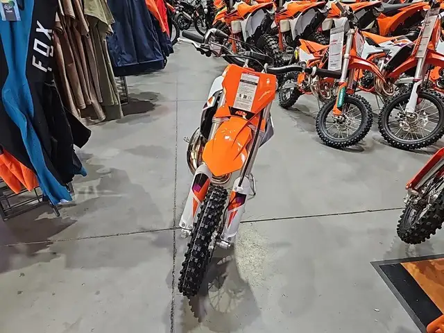 2025 KTM SX 50 in Dirt Bikes & Motocross in Calgary - Image 8