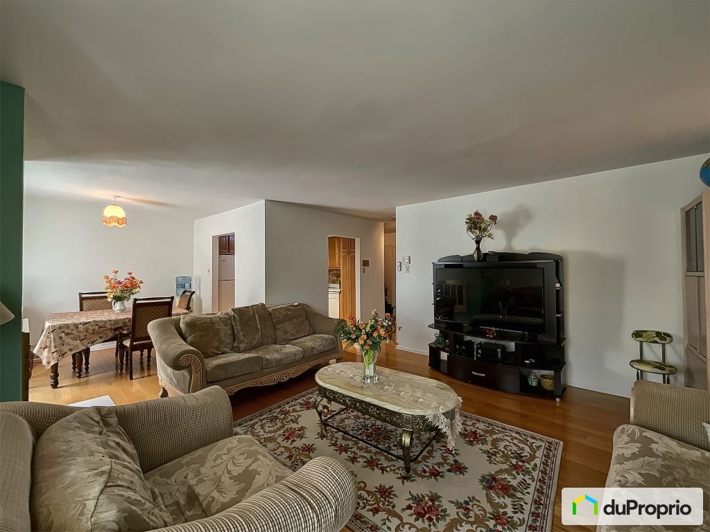 $319,000 - Condominium in Pointe-Aux-Trembles / East Montreal — photo 3