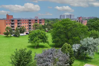 West Park Village Apartments - Bachelor - 10 Blackfriar Ave., 18