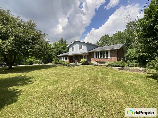 $784,000 - Split Level for sale in Mont-St-Gregoire — photo 2