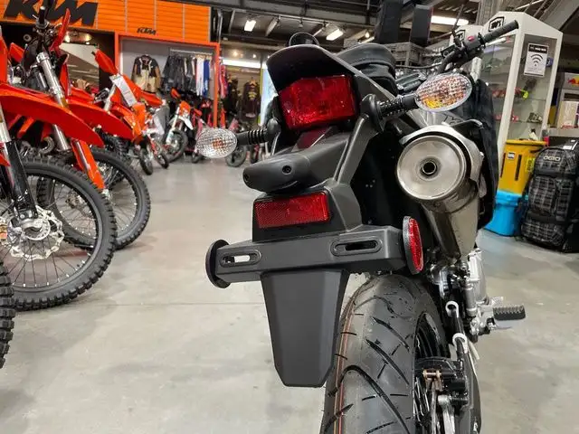 2025 Kawasaki KLX 300SM in Street, Cruisers & Choppers in Calgary - Image 18