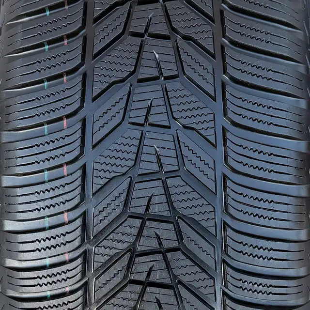 (99%) 4x Porsche Cayenne 20" OEM Winter Wheels Package in Tires & Rims in City of Toronto - Image 11