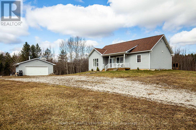64475 SIDEROAD 3 Meaford, Ontario in Houses for Sale in Owen Sound - Image 2