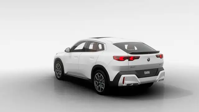 2026 BMW X2 xDrive28i | Premium | Entretien périodique sans in Cars & Trucks in City of Montréal - Image 3