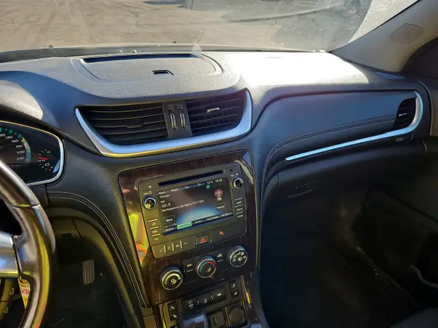 2016 Chevrolet Traverse in Cars & Trucks in Calgary - Image 22