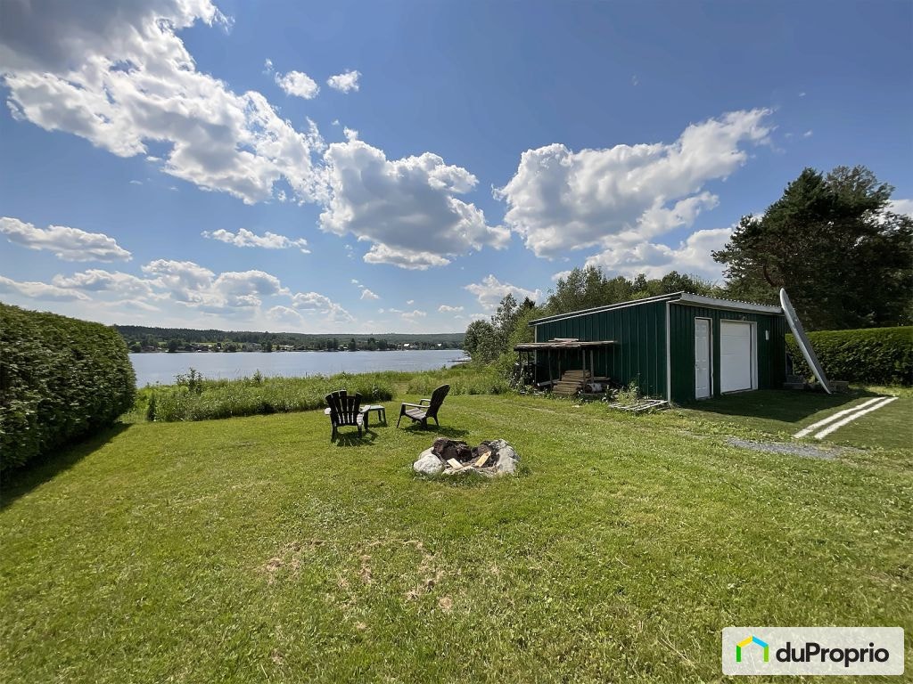 $449,500 - Bungalow for sale in Disraeli — photo 2