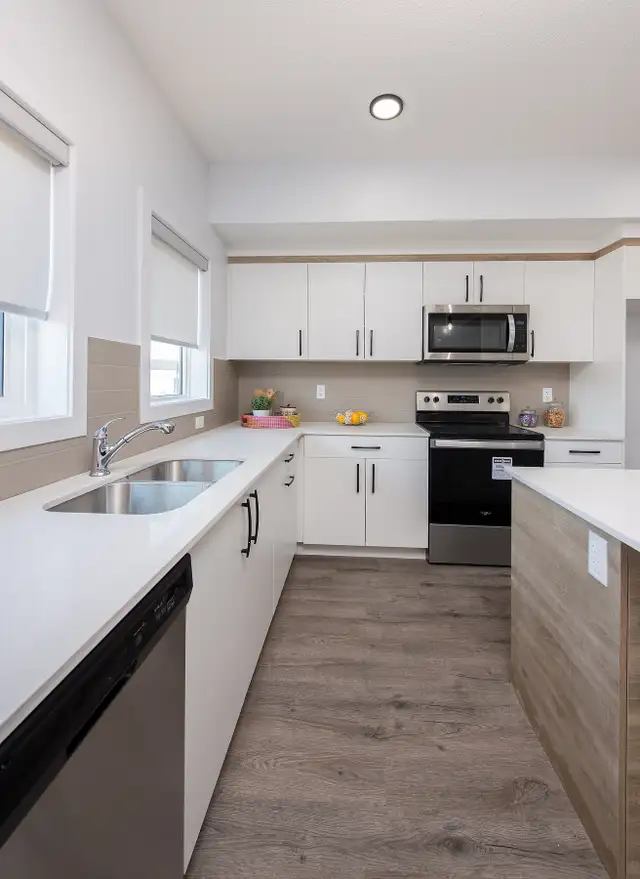 Breeze On Maple Way - Townhome House for Rent in Long Term Rentals in Edmonton - Image 15