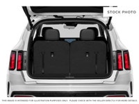 AMVIC Licensed Dealer AMVIC Licensed Dealer Engine: 2.5 4 Cylinder Engine L/100Km City: 11.1 L/100Km... (image 6)