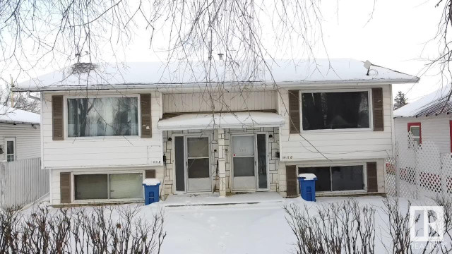 #A&B 3911 53 ST Wetaskiwin, Alberta in Houses for Sale in Edmonton