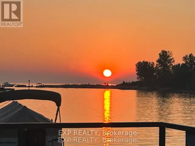 9995 PORT FRANKS ESTATES DRIVE Lambton Shores (Port Franks), Ont in Houses for Sale in Grand Bend - Image 38