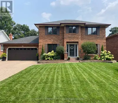 Freshly updated with modern flair , this 4 bed/4 bath pool home is positioned in much sought after F...