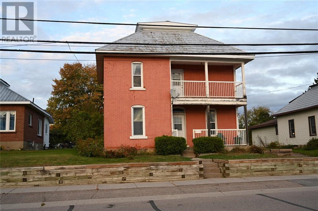 1838 BEACHBURG ROAD Beachburg, Ontario in Houses for Sale in Pembroke - Image 2