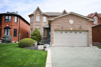 4 Bedroom 3 Bths located at Eglinton/ Creditview Rd