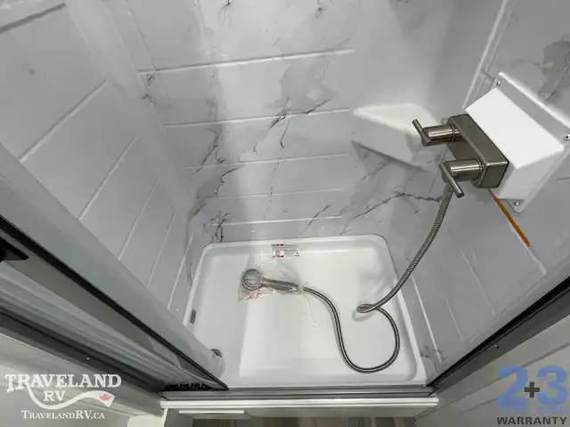 2426 JAYCO MELBOURNE 24L in RVs & Motorhomes in Saskatoon - Image 30