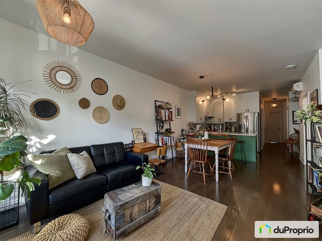 $499,900 - Condominium in Ville-Marie (downtown, old Mtl) — photo 2