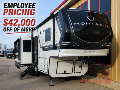 Guarantee RV Keystone Montana fifth wheel 3123RL highlights: Kitchen Island Rear Living Area Front P...