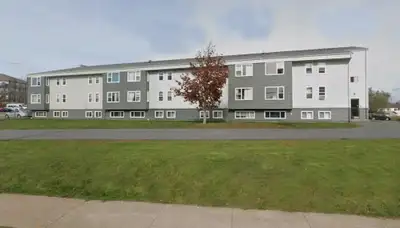 Welcome to Cedar Court Move-In Bonus up to $500.00 Rent: $1,795.00 Two bedroom units On site Superin...