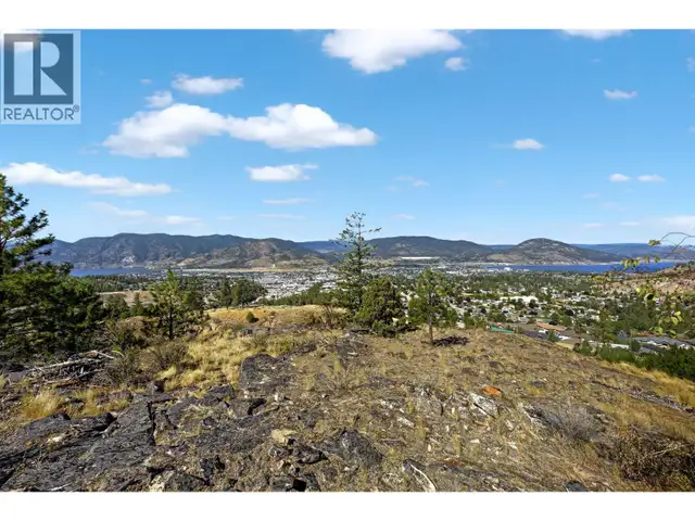 138 SALIKEN Drive Penticton, British Columbia in Houses for Sale in Penticton - Image 23