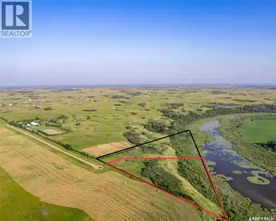 Absolutely beautiful waterfront acreage lots close to Beaver Creek and Fred Hill Canoe launch. 5 acr...