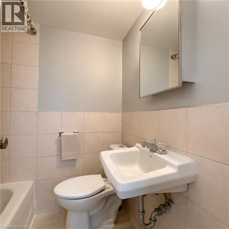 426 CLARENCE Street Unit# 5 London, Ontario 5