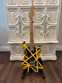 EVH Bumblebee High End Replica Guitar !