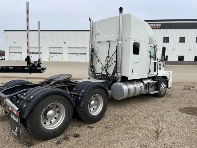 2020 Mack Anthem 64T 70 in Heavy Trucks in Regina - Image 5