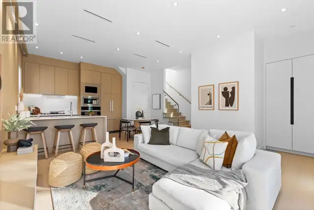 1 1315 W 64TH AVENUE Vancouver, British Columbia628643818155531219