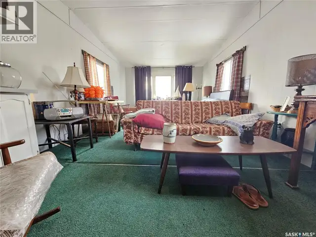 702 Railway AVENUE Arcola, Saskatchewan in Houses for Sale in Regina - Image 11