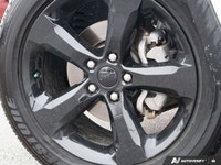 The advertised vehicle price is based on a promotional finance offer. Customers who purchase the veh... (image 5)