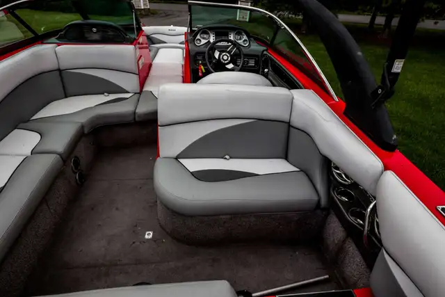2011 Supra 22V in Powerboats & Motorboats in Rimouski / Bas-St-Laurent - Image 16