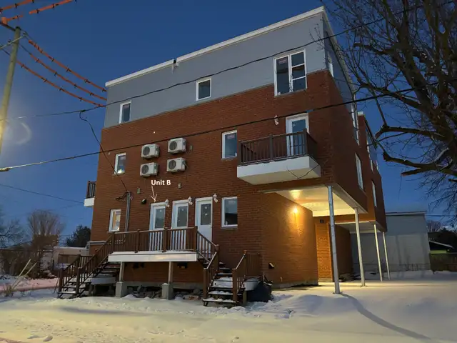 NEW CONSTRUCTION, Hull, 3½&4½ Duplex Style 2 Floors $1500-$2100