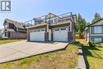 Welcome to 937 Timberline Drive, a spacious 5-bedroom, 3-bathroom family home offering two levels of...