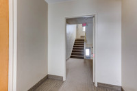 Description Property Amenities Underground parking Outdoor parking Laundry facilities On-Site Manage... (image 5)