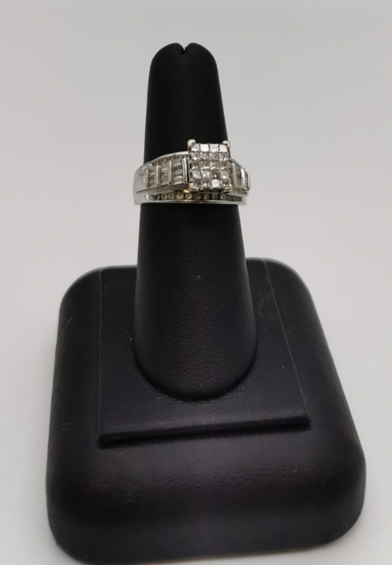 14KT white gold lady's custom diamond ring w appraisal $ 1,575 in Jewellery & Watches in Mississauga / Peel Region - Image 4