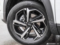 LOW LOW KM'S! 2023 Chevrolet Trailblazer RS. One Owner, No Accidents. Equipped with: AWD, Panoramic... (image 8)