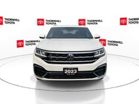 Thornhill Toyota Proudly Presents This White 2023 Volkswagen Atlas Cross Sport V6 4MOTION with EXECL... (image 3)