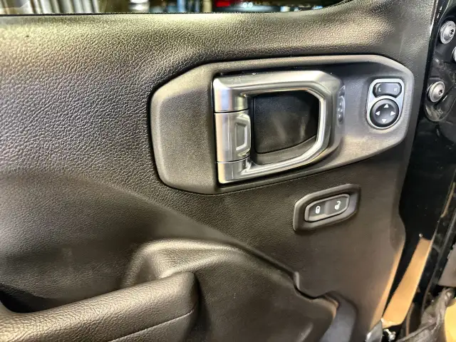 2025 Jeep Wrangler in Cars & Trucks in Edmonton - Image 9
