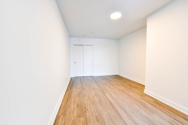 9675 Av. Papineau — photo 3