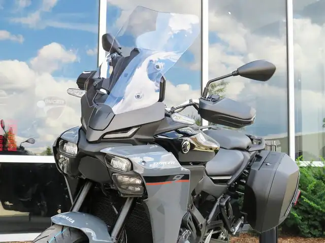 2025 Yamaha Tracer 9 Y-AMT in Sport Touring in Cambridge - Image 10