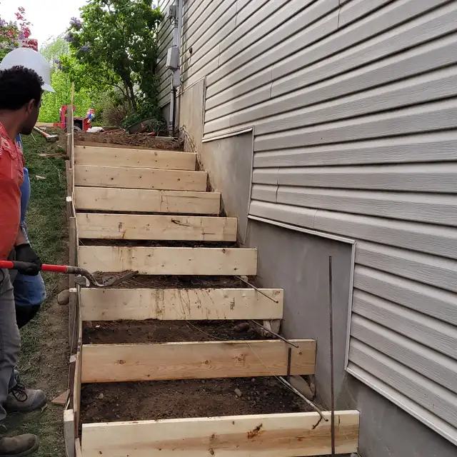 CONCRETE, RENOVATION, AND SUPPLIES  BLD. MATERIALS63008304570371123