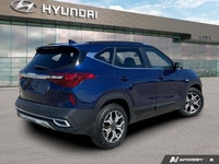 The advertised vehicle price is based on a promotional finance offer. Customers who purchase the veh... (image 4)
