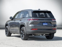 Only 5,262 Miles! This Jeep Grand Cherokee has a dependable Regular Unleaded V-6 3.6 L/220 engine po... (image 4)