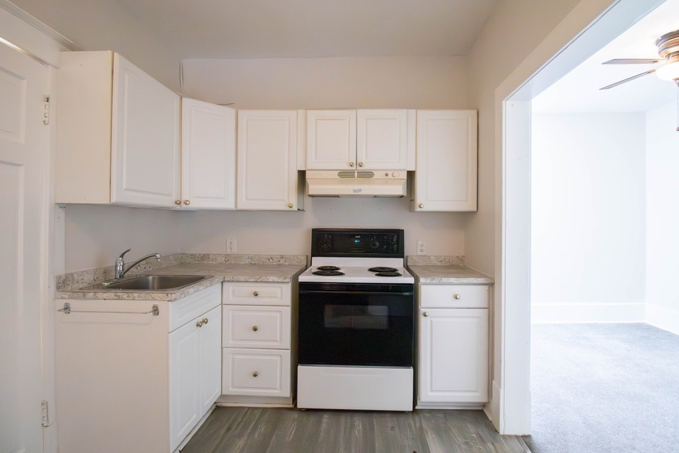 595 King St, Welland (10) - 1 Bedroom Apartment 3