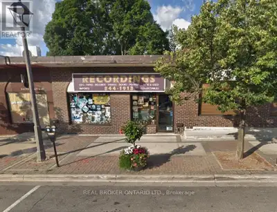Prime retail space in the heart of Kerr Village, Oakville. This standalone commercial property offer...
