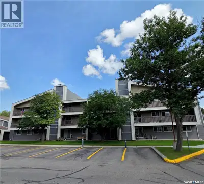 Perfect for students, first-time buyers, downsizers, or investors, this bright, west-facing one-bedr...
