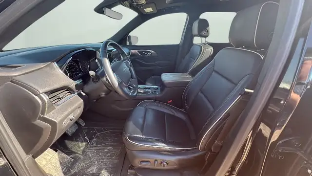 2023 Chevrolet Traverse Premier Heated/Ventilated Front Seats...64519963564801123