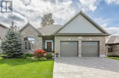 A New Standard of Luxury in Thorndale: Welcome to 9 Foxborough Place. This stunning stone-and-brick...